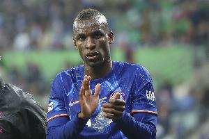 罗马诺：就引入杰克逊一事，拜仁本周一已和切尔西直接联系