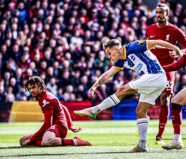 开云体育-跪！难怪英格兰不要你！阿诺德已退化到是人就能过？